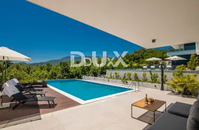 Villa 516 m², Veprinac - panoramic sea view - 16
