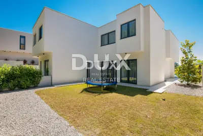 Villa 516 m², Veprinac - panoramic sea view - 13
