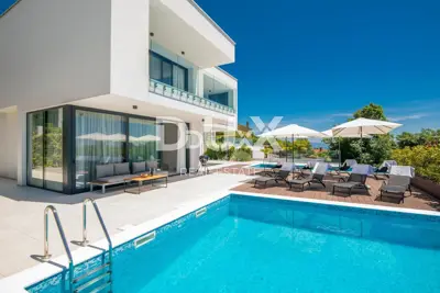 Villa 516 m², Veprinac - panoramic sea view - 8