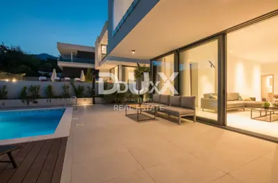 Villa 516 m², Veprinac - panoramic sea view - 6