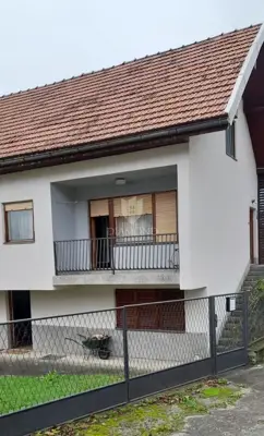 Haus 216 m², Moravice - zwei separate Wohnungen - 8
