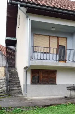Haus 216 m², Moravice - zwei separate Wohnungen - 11