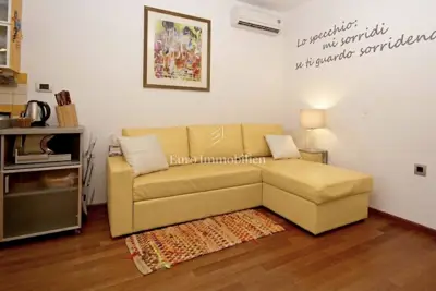 Apartment 61.85 m², Pula Centar - 2 balconies and furnished - 7