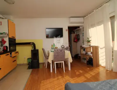 Stan, Marčelji - jednosoban, parkirno mjesto i okućnica - 6
