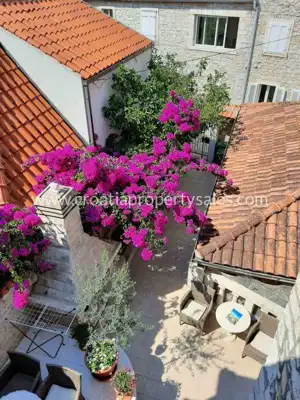 Haus, Brač, 400 m², 1 570 000 € - 3