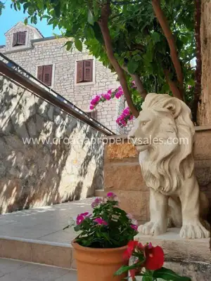 Haus, Brač, 400 m², 1 570 000 € - 11