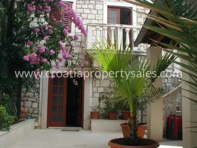 Haus, Brač, 400 m², 1 570 000 € - 4
