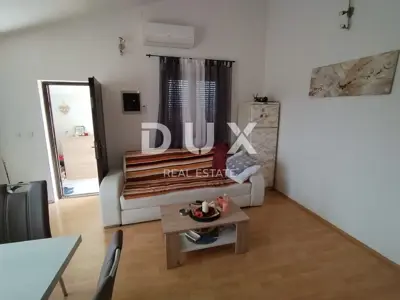 Haus 258 m², Šišan - zwei Wohneinheiten - 16