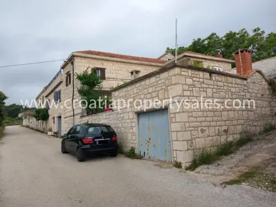 House on the island of Brač, terrace with sea view