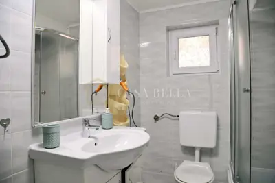 Haus 160 m², Dobrinj na Krku - ruhige Lage - 6