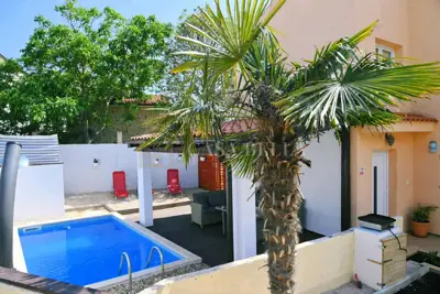Haus 160 m², Dobrinj na Krku - ruhige Lage - 9