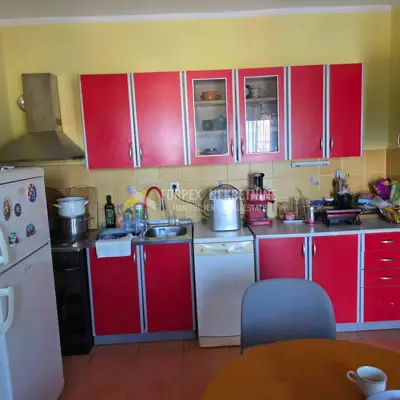 Stan u Novom Vinodolskom, terasa i okućnica za parkiranje - 3