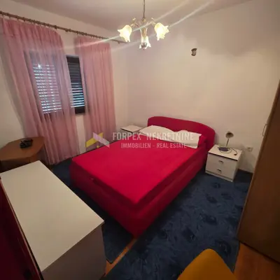 Stan u Novom Vinodolskom, terasa i okućnica za parkiranje - 6