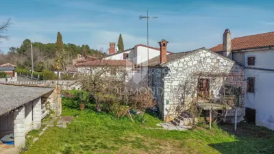 Kamena kuća 220 m², Fuškulin - dvorište 360 m² - 5