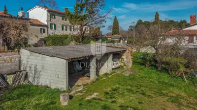 Kamena kuća 220 m², Fuškulin - dvorište 360 m² - 9