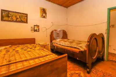 Kamena kuća 220 m², Fuškulin - dvorište 360 m² - 22