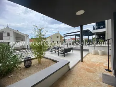 Wohnung, Brač, 40 m², 1-Zimmer, 239 000 €