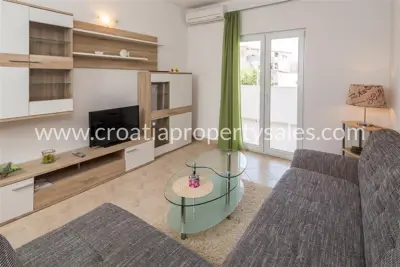 Apartmentgebäude 440 m², Split - in der Nähe von Stränden und dem Hotel Lav - 5