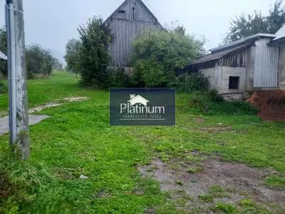 Čabar, građevinsko zemljište 1590 m² s građevinskom dozvolom