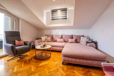 Stan 82 m², Rovinj okolica - 2 spavaće sobe i terasa - 4