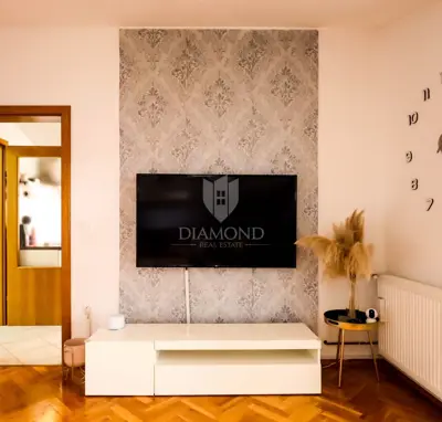 Stan 82 m², Rovinj okolica - 2 spavaće sobe i terasa - 2