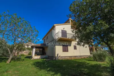 House 1383 m², Galižana - family house on two floors - 3