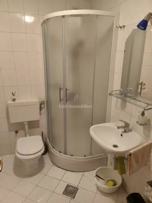 Haus 150 m², Mali Lošinj - 2 Wohnungen und 3 Parkplätze - 16