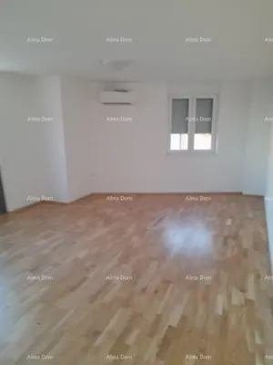 Wohnung 83 m², Pula Centar, Garagenstellplatz - 8