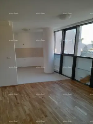 Wohnung 83 m², Pula Centar, Garagenstellplatz - 10
