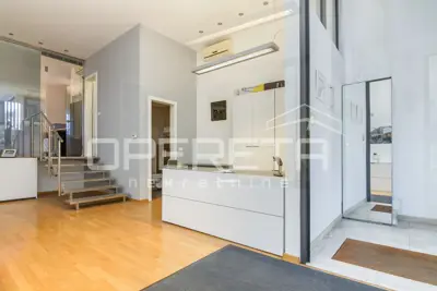 Zakup, Ulični lokal, Centar, Zavrtnica, 82 m² - 3