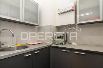 Zakup, Ulični lokal, Centar, Zavrtnica, 82 m² - 10