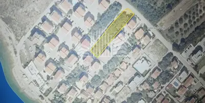 Building plot 1,411 m², Kožino by the beach and asphalt access - 2
