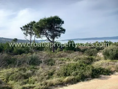 Zemljište 10.400 m², Otok Brač - blizu mora - 7