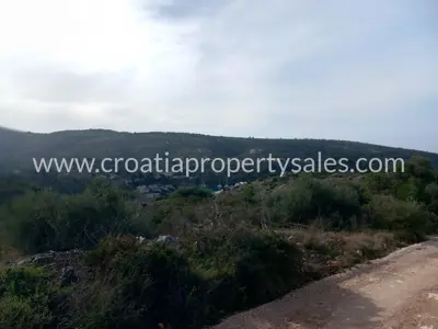 Zemljište 10.400 m², Otok Brač - blizu mora - 9