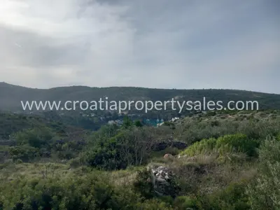 Zemljište 10.400 m², Otok Brač - blizu mora - 8