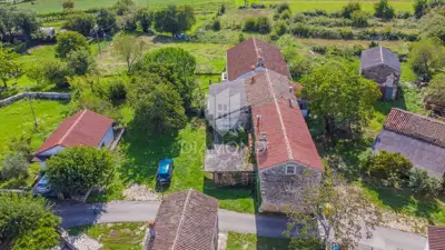 House complex 850 m², Buje and investment potential - 5