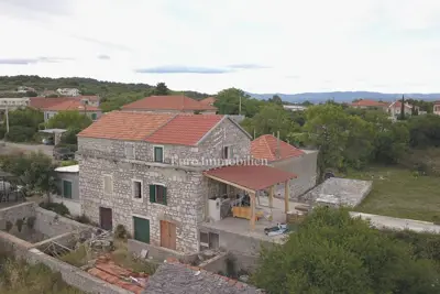Kamena kuća s pogledom na more - Šolta