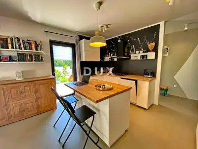 Haus zum Kauf in Sveti Filip i Jakov, 110,4 m² - 4