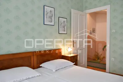 Kamena vila, Rab, centar grada i vrt 100 m² - 12