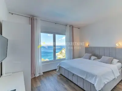 Novi Vinodolski - 70 Meter vom Meer entfernte moderne Villa mit Pool - 10