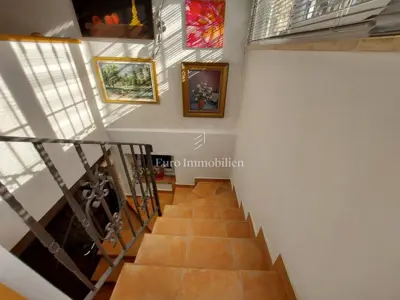 Stan u Rovinju, 400 m od mora i uređena konoba - 14