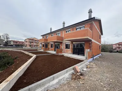 Stan 113 m², Marčelji - novogradnja, okućnica i 3 parkirna mjesta - 5