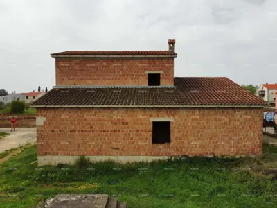 Kuća u Puli, Centar, za adaptaciju - 3
