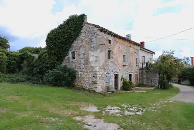 Stone house 160 m², Barban - large yard