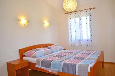 House 230 m², Medulin - pool and summer kitchen - 20