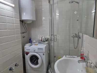 Stan 43 m², Siget, dvosoban s loggiom i liftom - 5