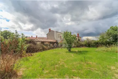 Haus 184 m², Barban - ruhige Straße und Blick auf Učka - 17