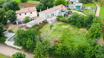 Haus 184 m², Barban - ruhige Straße und Blick auf Učka - 11
