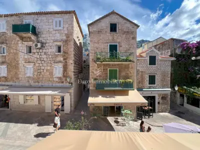 Apartment 58 m², Makarska - first row to the sea and promenade - 2