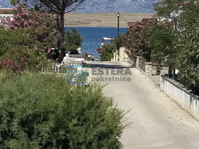 Kuća 184 m², Vir - 4 apartmana uz plažu - 3